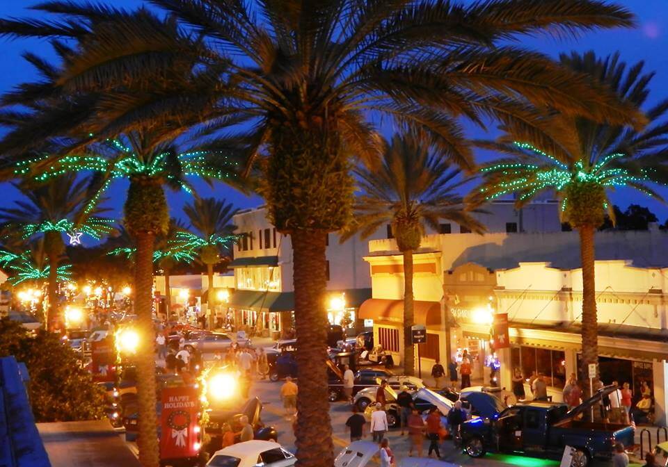 New Smyrna Beach - car show on canal street