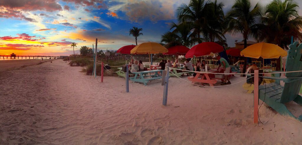 Fort Myers Beach - Salty Crab and Grill